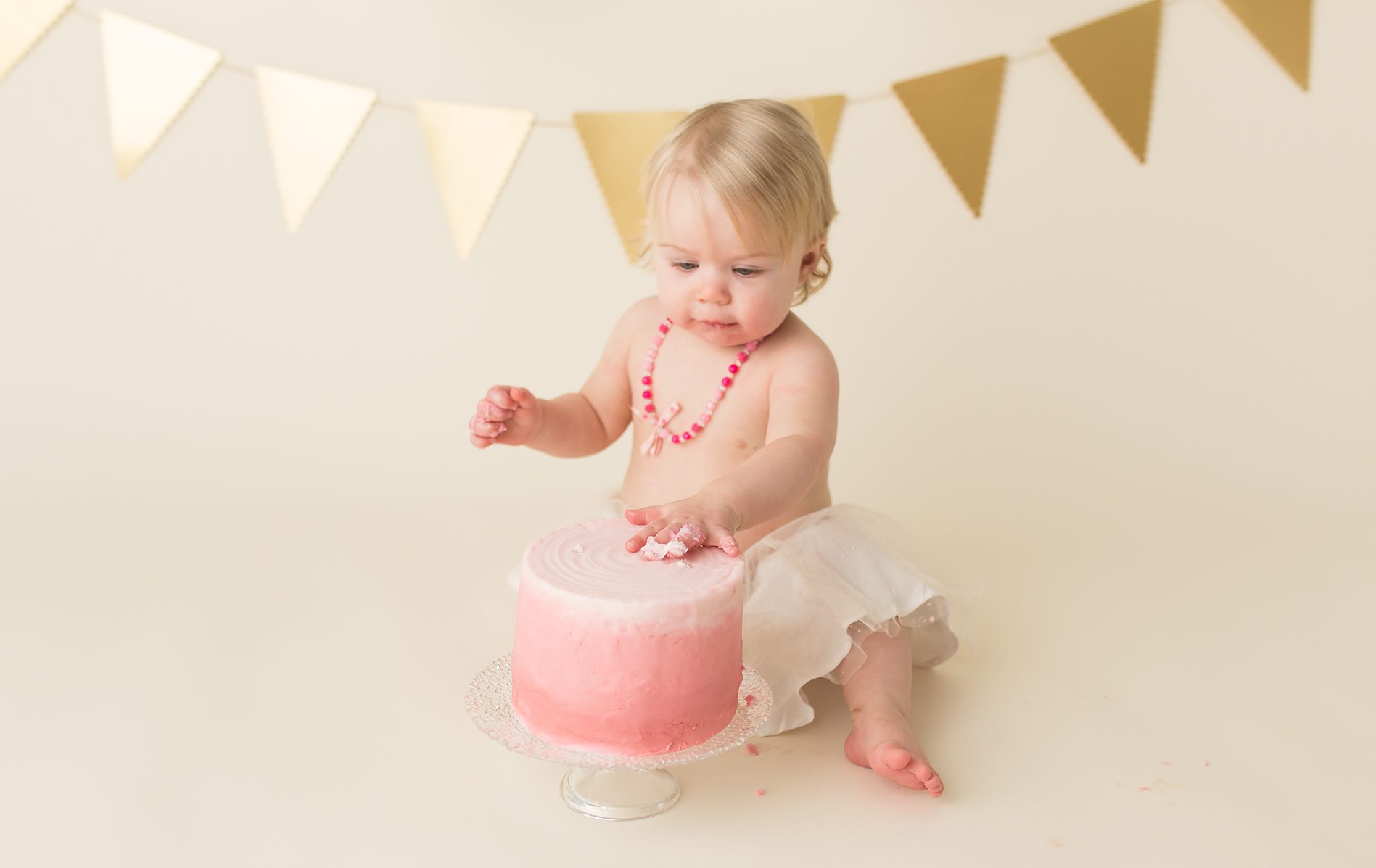Guelph Cake Smash session child photographer Yellow Brick Road Photography