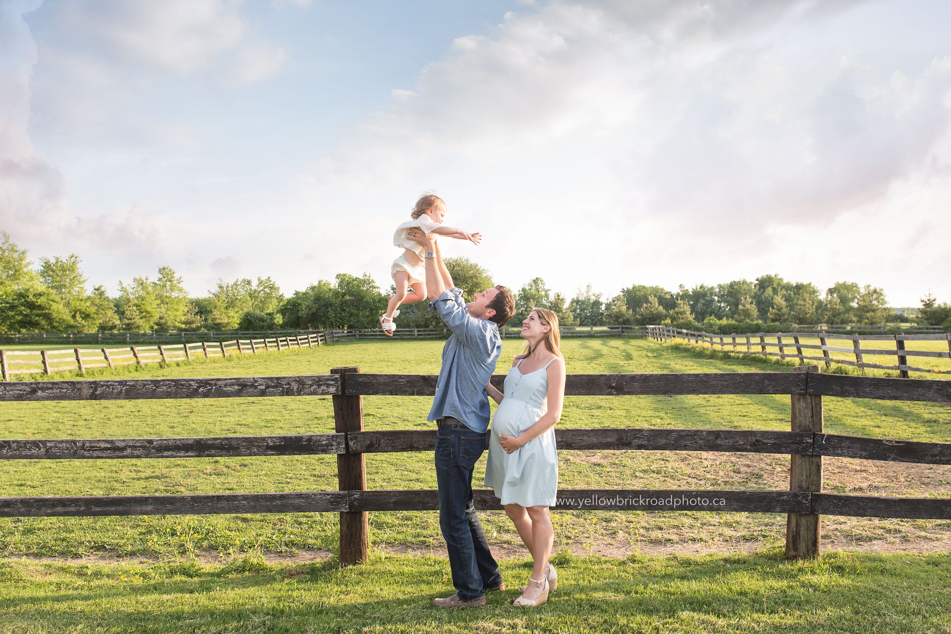 Farm Maternity, Guelph Maternity Photographer ON Yellow Brick Road Photography