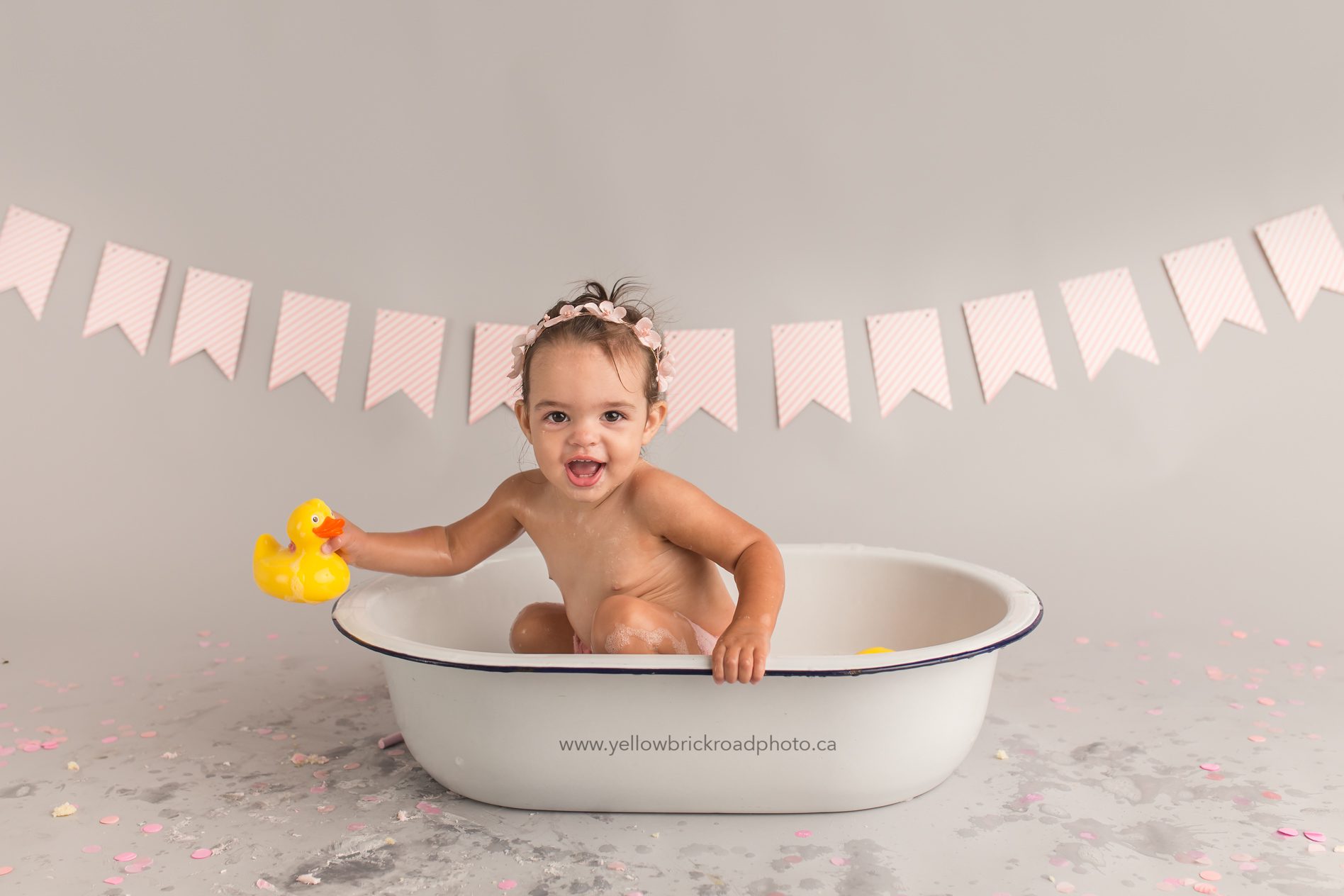 Cake Smash Birthday Pictures Yellow Brick Road Photography