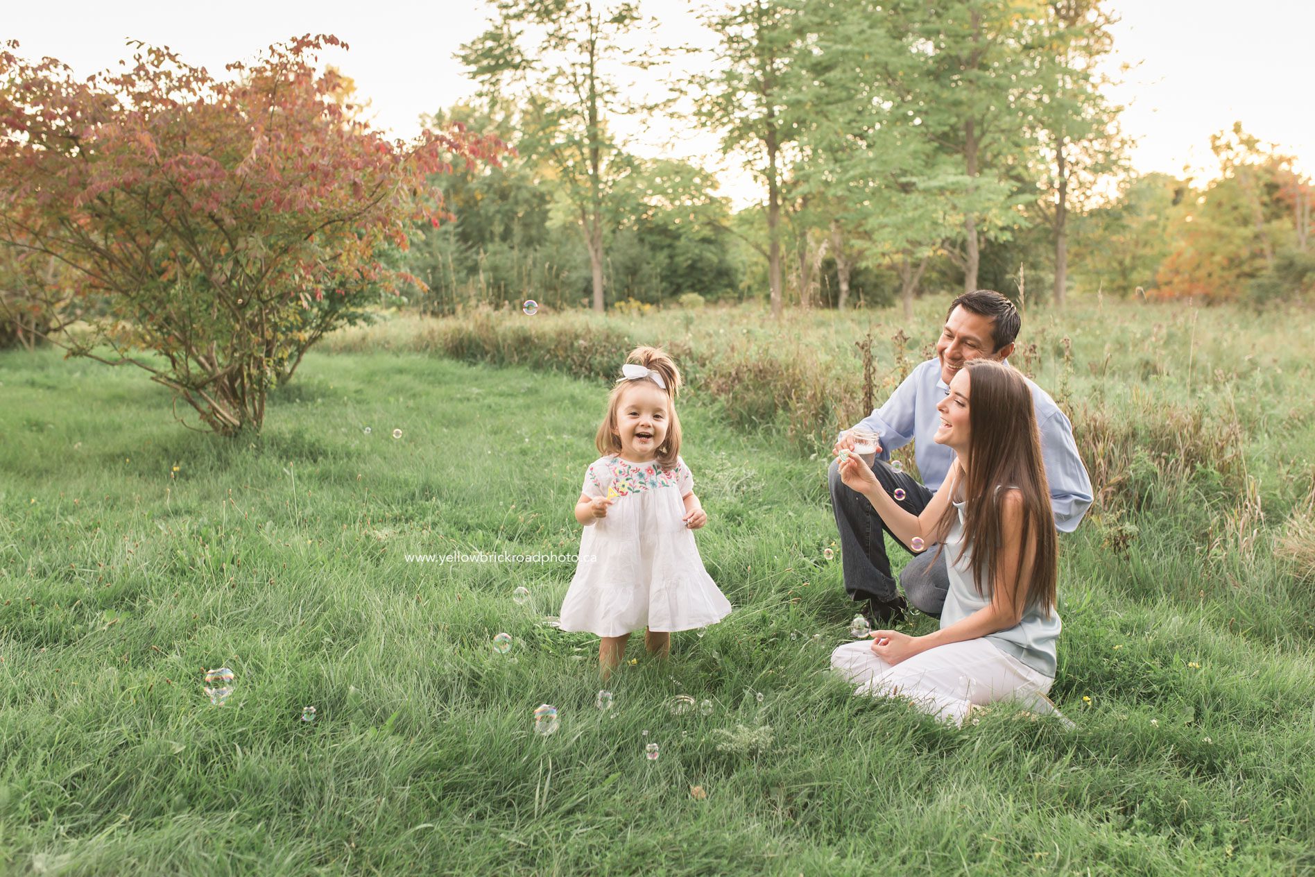 guelph photographer family session at arboretum