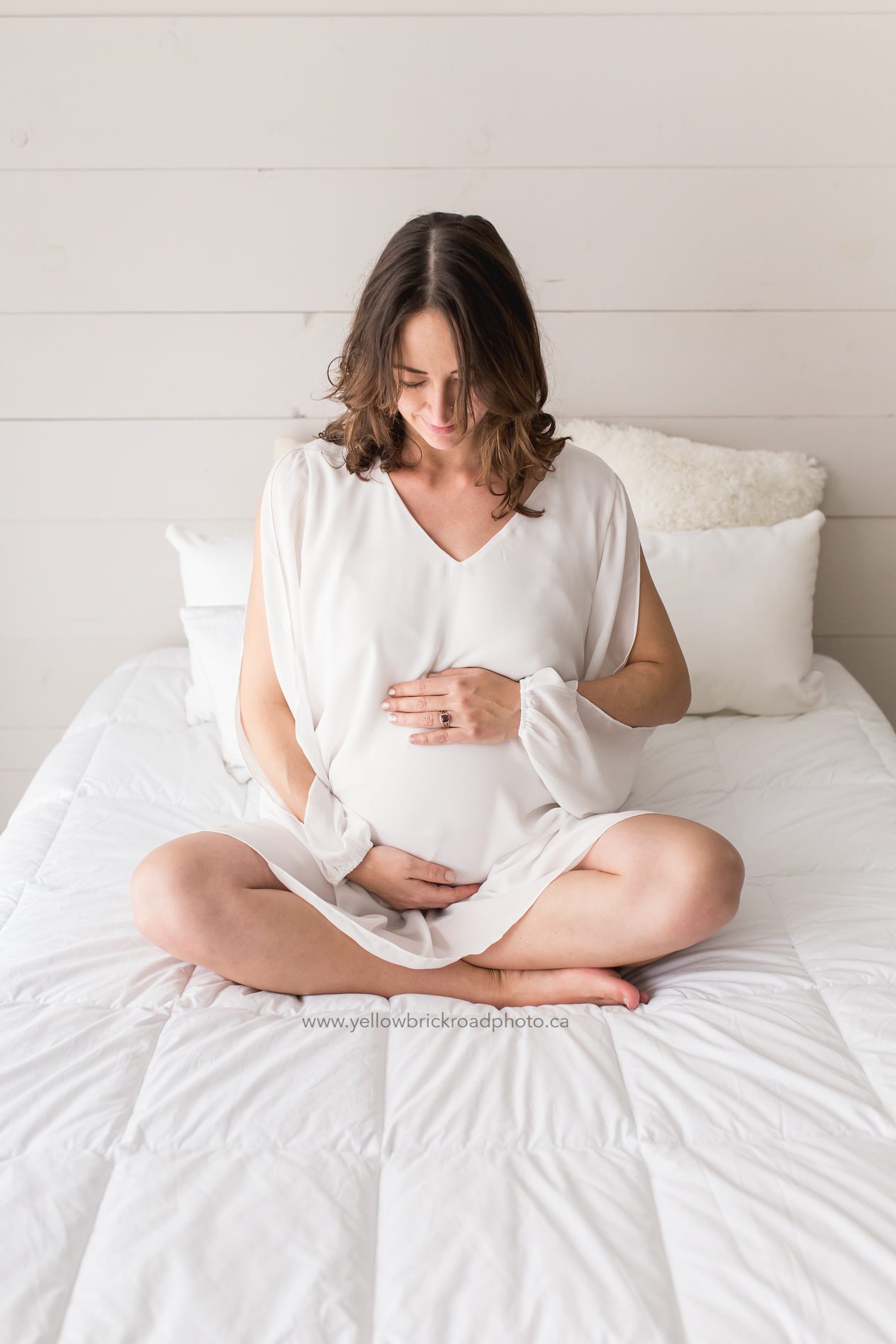 studiomaternityguelph3 Guelph Newborn Photographer Kitchener