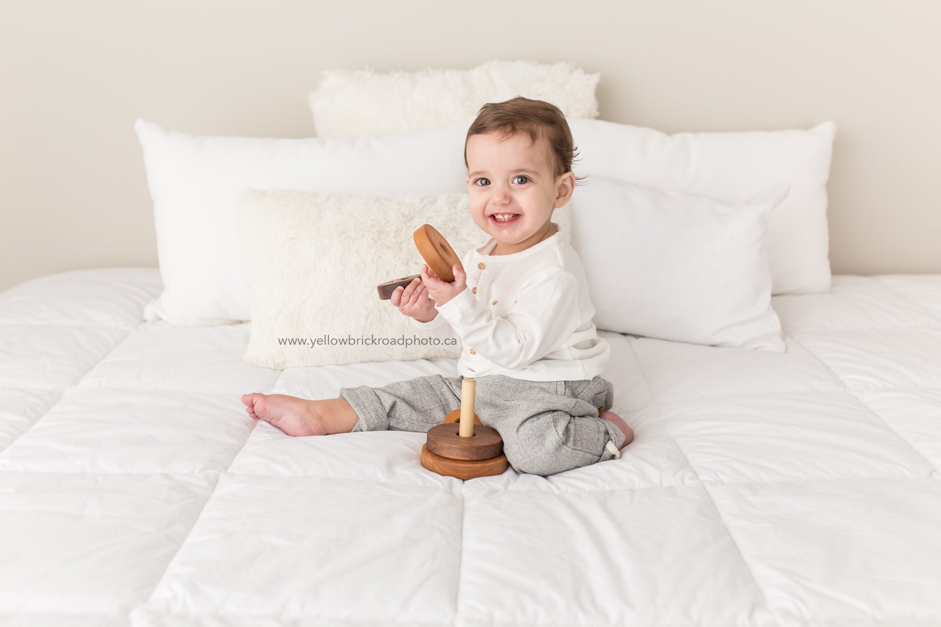 Kitchener Cake Smash Photographer First Birthday portraits