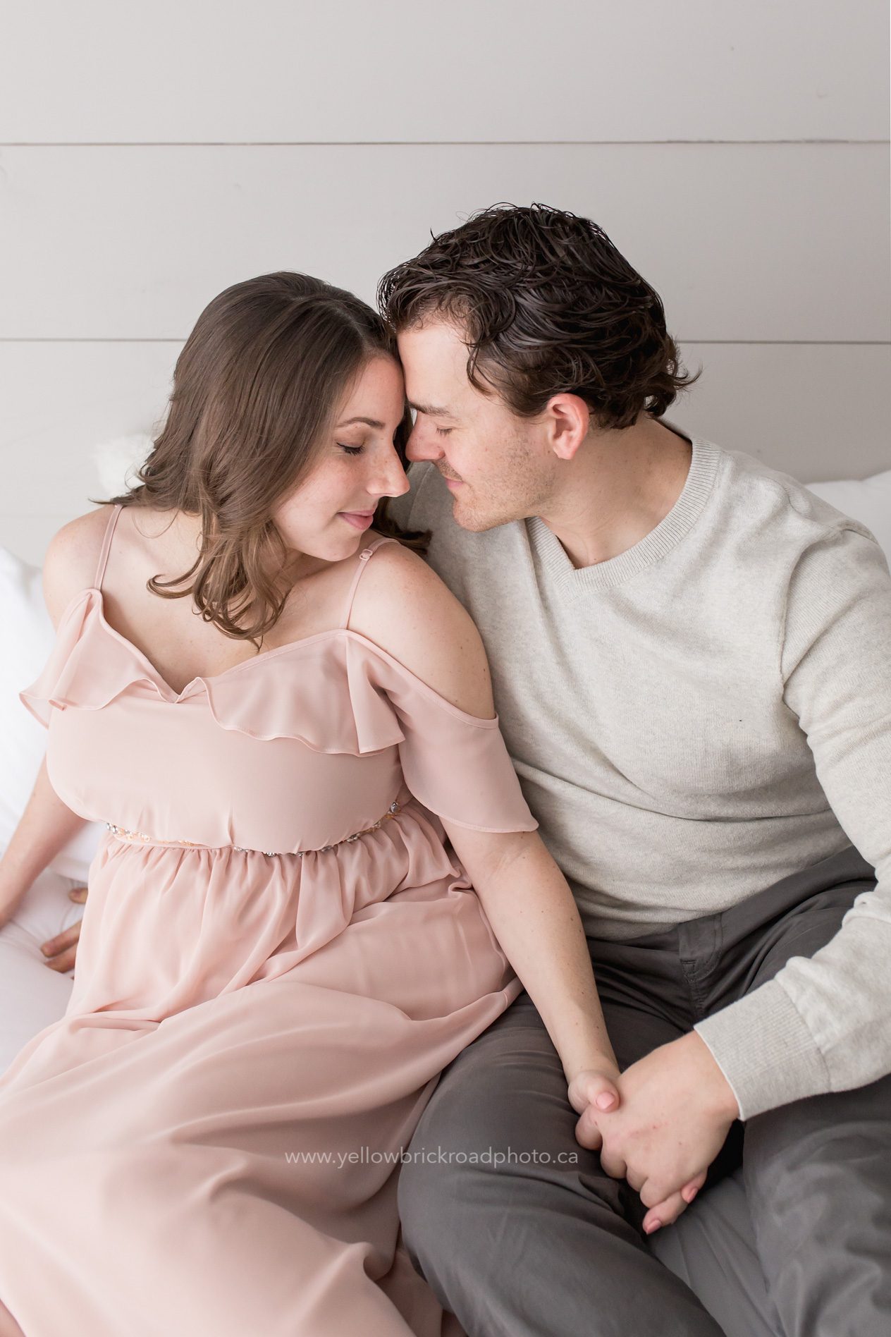 Kitchener maternity Photographer Ontario Canada www.yellowbrickroadphoto.ca