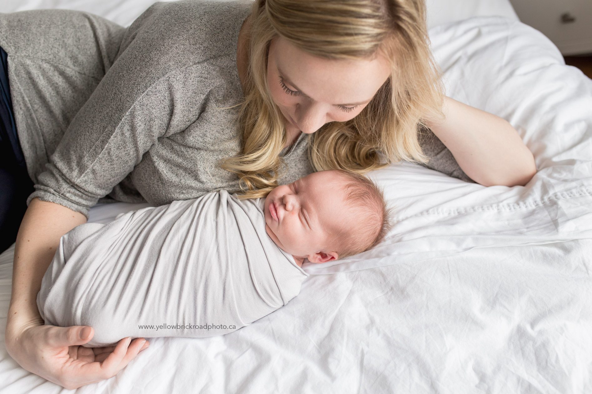 mom and son during newborn lifestyle session