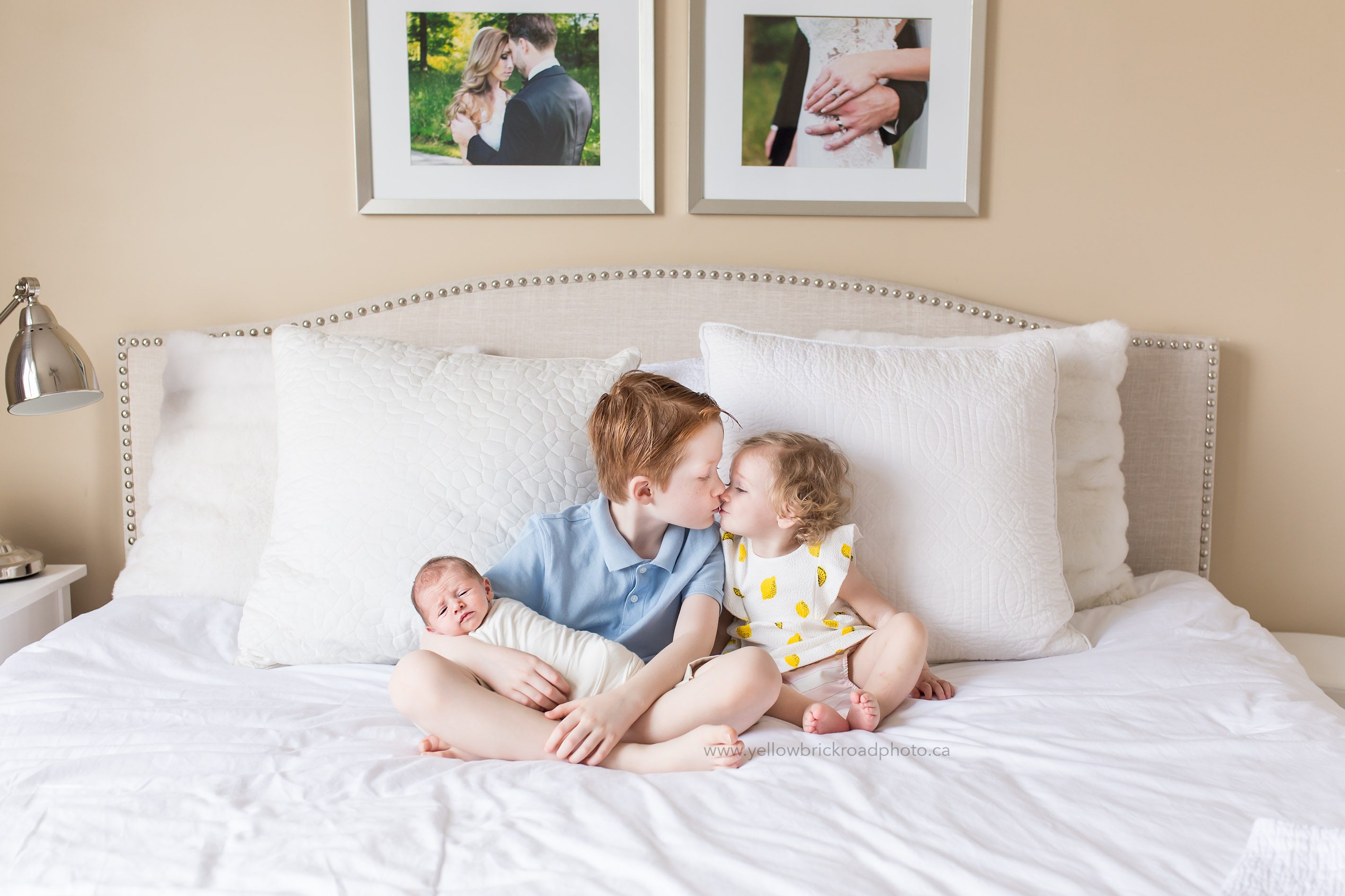 Newborn Photographer London www.yellowbrickroadphoto.ca