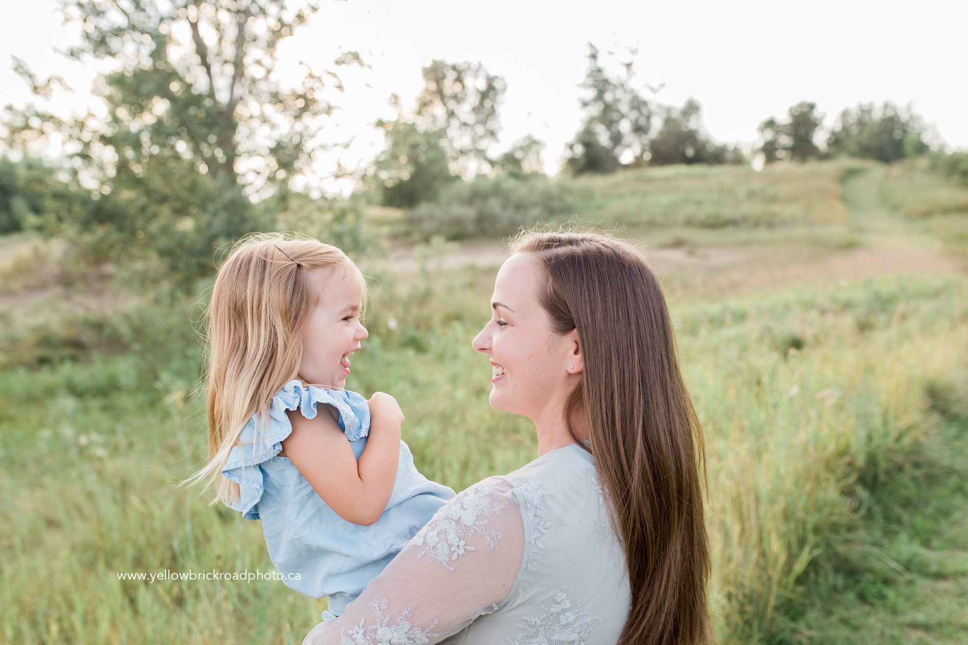 Guelph Family Photographer mom and daughter laughing www.yellowbrickroadphoto.ca