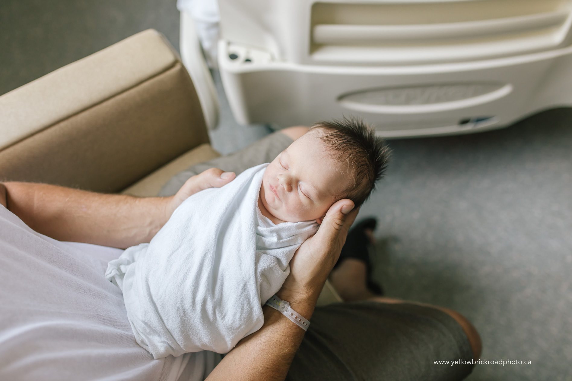Fresh 48 Newborn Photographer
