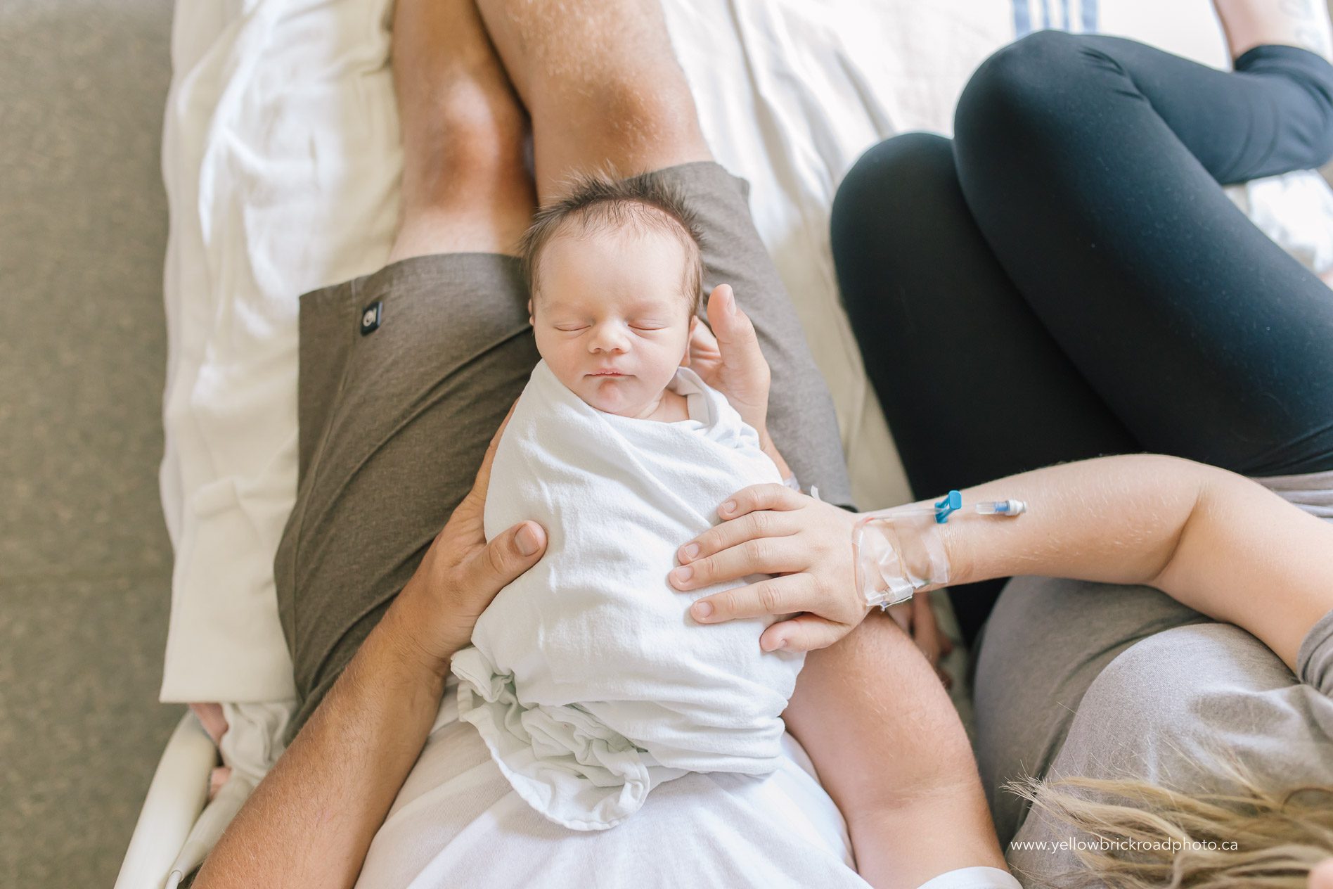Fresh 48 Newborn Photographer