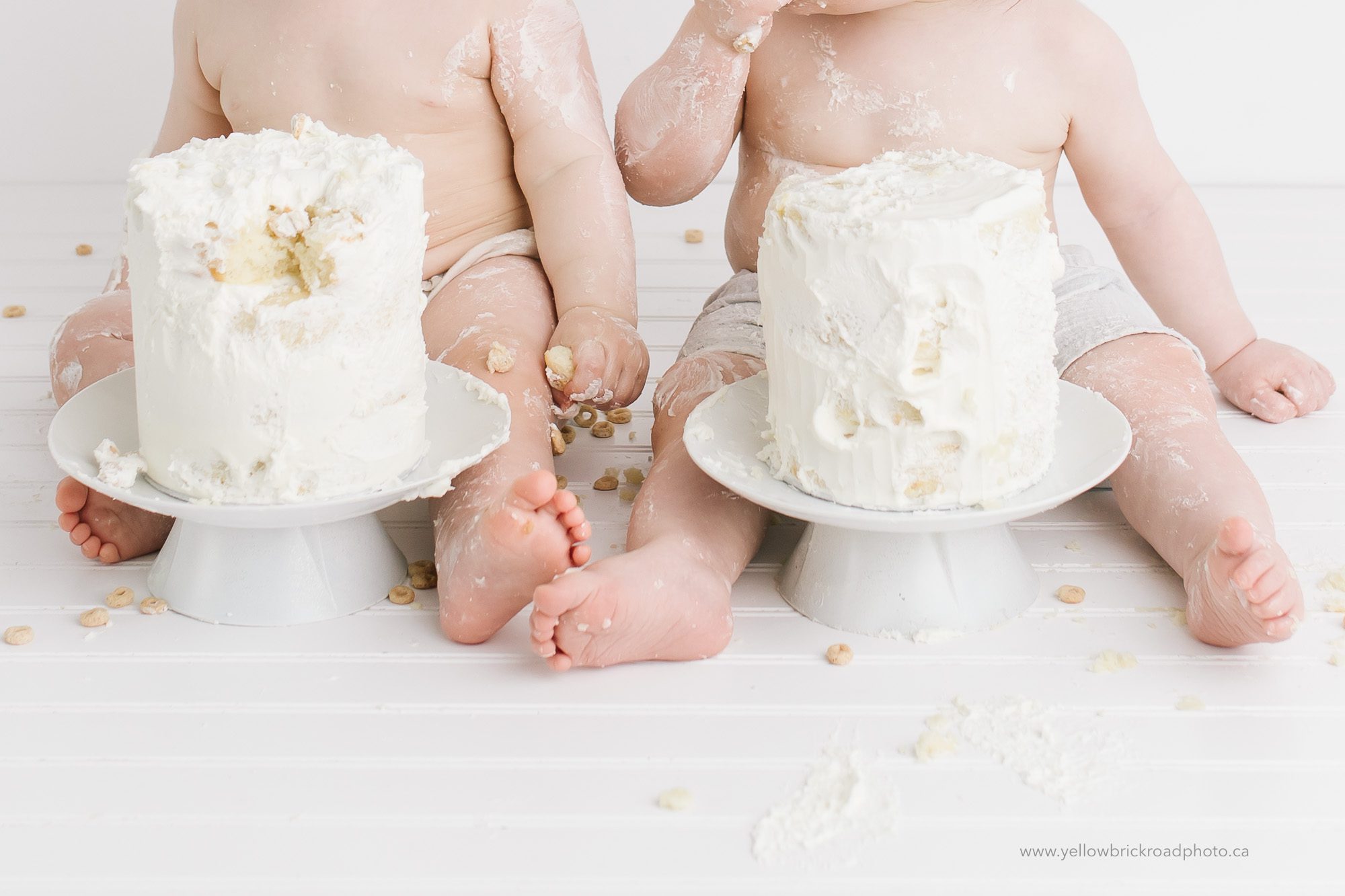 twins cake smash