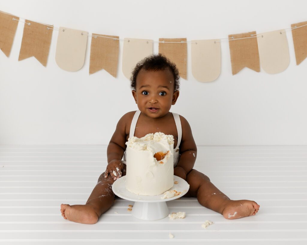 Guelph Cake Smash Photographer